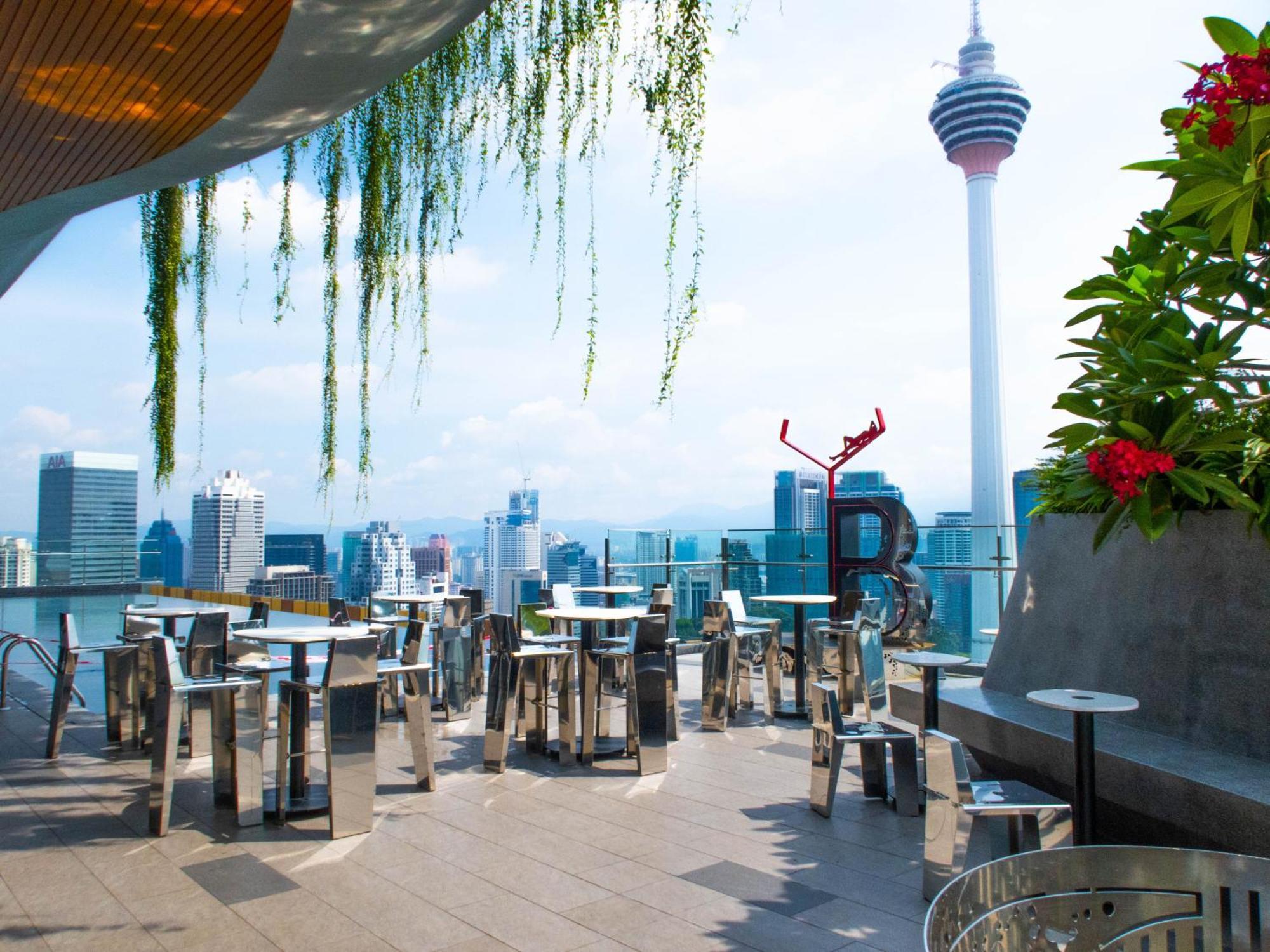 Ceylonz Klcc By Mana-Mana Aparthotel Kuala Lumpur Exterior photo